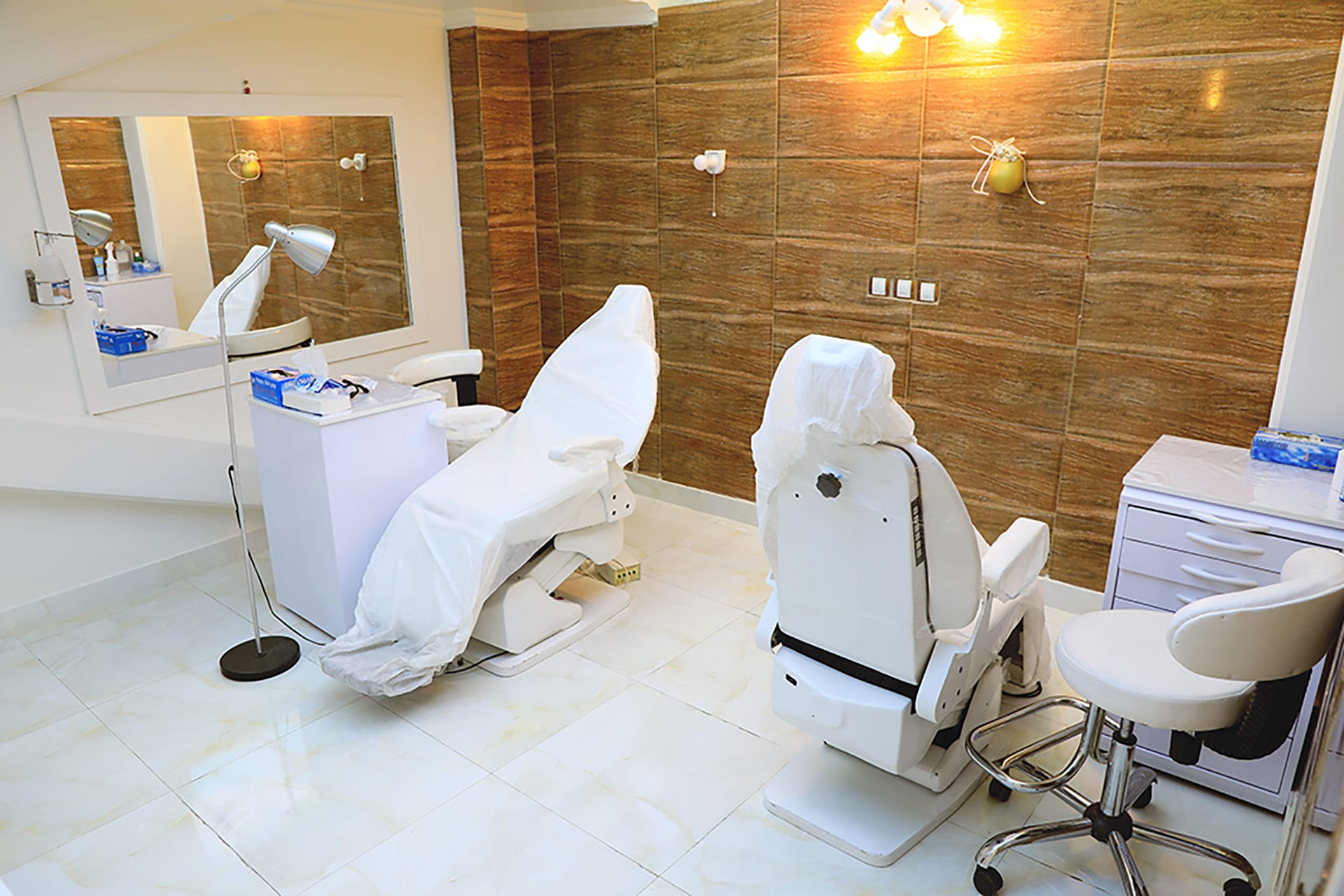 سالن زیبایی الماس نشان